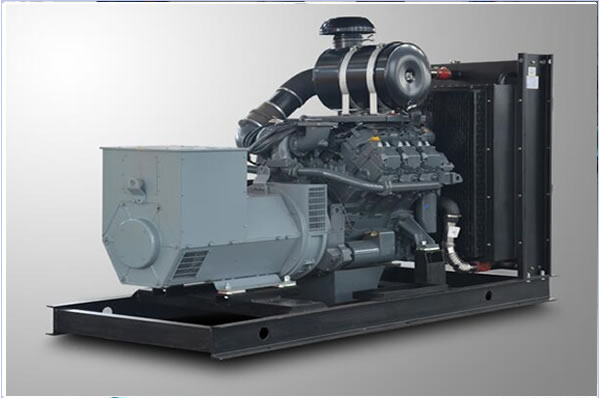 柴油发电机组如何正确维护的起动电池